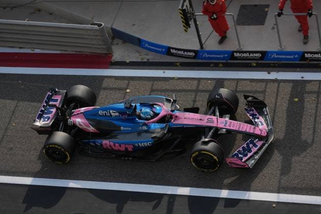 Formula 1 Gulf Air Bahrain Grand Prix 2025 12 04 2025, Bahrain International Circuit, Sakhir, Formula 1 Gulf Air Bahrain Grand Prix 2025 ,in the picture Pierre Gasly FRA , BWT Alpine F1 Team nordphotoxGmbHx xBratic nph00250