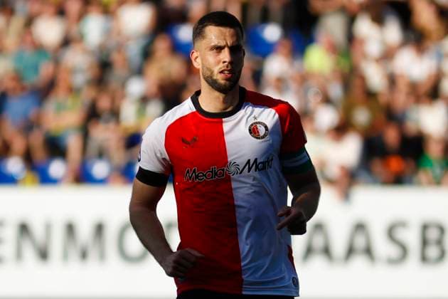 2025-04-12 Fortuna Sittard v Feyenoord - Dutch Eredivisie SITTARD , NETHERLANDS - APRIL 12: David Hancko of Feyenoord looks on during the Dutch Eredivisie match between Fortuna Sittard and Feyenoord at Fortuna Sittard Stadion on April 12 ,2025 in Sittard, Netherlands. Sittard Stadion Fortuna Sittard Netherlands Content not available for redistribution in The Netherlands directly or indirectly through any third parties. Copyright: xOrangexPicturesx