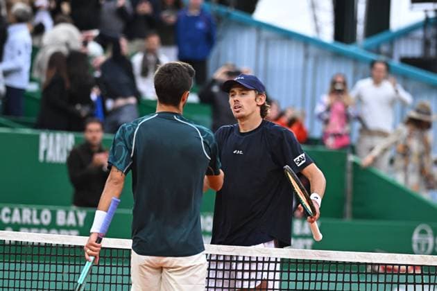 Rolex Masters - Lorenzo Musetti v Alex de Minaur Lorenzo Musetti (ITA) during his semi final match at the Monaco Rolex Masters in Monte Carlo, Monaco on April 12, 2025. Photo by Corinne Dubreuil ABACAPRESS.COM Monaco Monaco  Copyright: xDubreuilxCorinne ABACAx