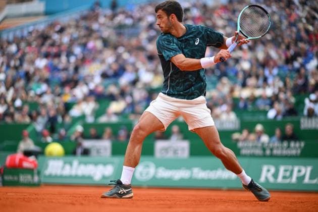 Rolex Masters - Lorenzo Musetti v Alex de Minaur Lorenzo Musetti (ITA) during his semi final match at the Monaco Rolex Masters in Monte Carlo, Monaco on April 12, 2025. Photo by Corinne Dubreuil ABACAPRESS.COM Monaco Monaco  Copyright: xDubreuilxCorinne ABACAx