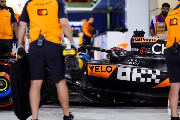F1 - BAHRAIN GRAND PRIX 2025 81 PIASTRI Oscar (aus), McLaren F1 Team MCL39, action during the Formula 1 Gulf Bahrain Grand Prix 2025, 4th round of the 2025 FIA Formula One World Championship, WM, Weltmeisterschaft from April 11 to 13, 2025 on the Bahrain International Circuit, in Sakhir, Bahrain -  Copyright: xFLORENTxGOODENx