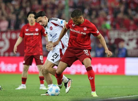12 04 2025 Soccer Season 2024 2025 2 Soccer Bundesliga 29 Matchday 1 FC Kaiserslautern FCK Lautern Red Devils 1 FC Nuremberg FCN Club Sportfoto Zink DaMa xdaxmax DFL regulations prohibit any use of photographs as image sequences and or quasi video only for editorial use Berkay Yilmaz 21, 1 FC Nuremberg FCN Jan Gyamerah 32, 1 FC Kaiserslautern FCK