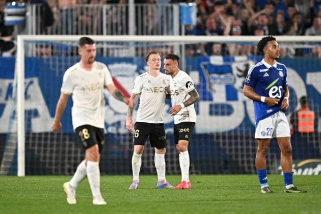 RC Strasbourg Alsace v OGC Nice - Ligue 1 McDonald s 2024 2025 92 Jonathan CLAUSS (ogcn) - 26 Melvin BARD (ogcn) during the Ligue 1 McDonald s match between Strasbourg and Nice at Stade de la Meinau on April 12, 2025 in Strasbourg, France. Strasbourg France  Copyright: xFEPx 776305386