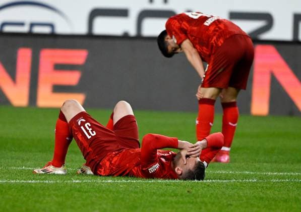 Football 2 Bundesliga Season 2024 25 1 FC Kaiserslautern 12 04 2025 Fritz Walter Stadion 1 FC Kaiserslautern fck 1 FC Nürnberg fcn 1 2 Luca SIRCH 1 FC Kaiserslautern , front Grant RANOS 1 FC Kaiserslautern 1 FC Kaiserslautern