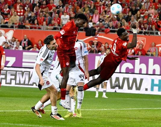 Football 2 Bundesliga Season 2024 25 1 FC Kaiserslautern 12 04 2025 Fritz Walter Stadion 1 FC Kaiserslautern fck 1 FC Nürnberg fcn 1 2 Faride ALIDOU 1 FC Kaiserslautern , li Ragnar ACHE 1 FC Kaiserslautern 1 FC Kaiserslautern