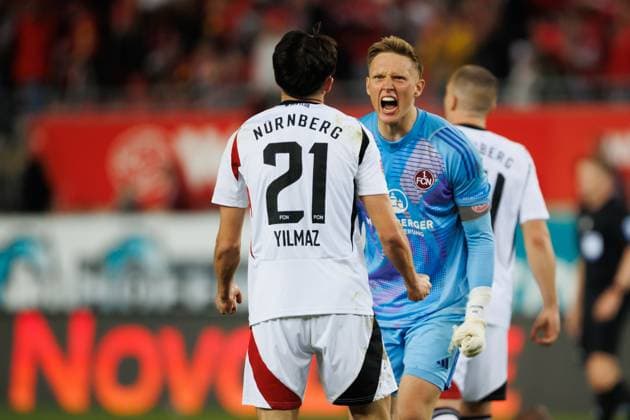 Jan Reichert 1 FC Nuernberg and Berkay Yilmaz 1 FC Nuernberg celebrate the victory, 1 FC Kaiserslautern vs 1 FC Nuernberg, Football, 2 Bundesliga, Season 2024 2025, Matchday 29, 12 04 2025 1 FC Kaiserslautern vs 1 FC Nuernberg, Football, 2 Bundesliga, Season 2024 2025, Matchday 29, 12 04 2025 Copyright: xEibner-Pressefoto AlexanderxNeisx EP_ANS