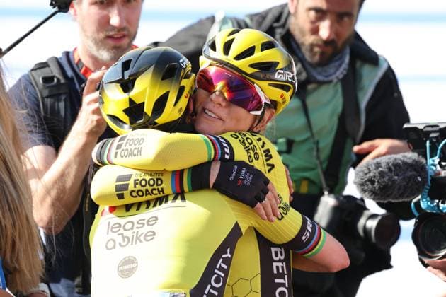 CYCLISME : Paris-Roubaix Femmes - 12 04 2025 Pauline FERRAND-PREVOT vainqueure du Paris-Roubaix Femmes by Zwift, le 12 avril 2025 - photo Laurent Sanson PsnewZ  Copyright: xLaurentxSANSONx xPsnewZx