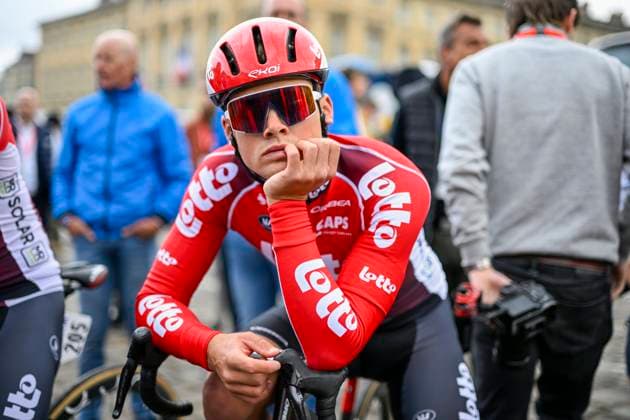 Paris Roubaix 2025 Cycling Race Roubaix, France - April 13 : Veistroffer Baptiste (BEL) of Lotto Cycling Team before the start of the race during the 122nd edition of Paris Roubaix an UCI World Tour cycling race for Men Elite of 259,7 kms with start in Compiegne and finish at the Velodrome Andre-Petrieux in Roubaix on April 13, 2025 in Roubaix, France, 13 04 2025 ( Motordriver Kenny Verfaillie - Roubaix France  Copyright: xNicoxVereeckenx