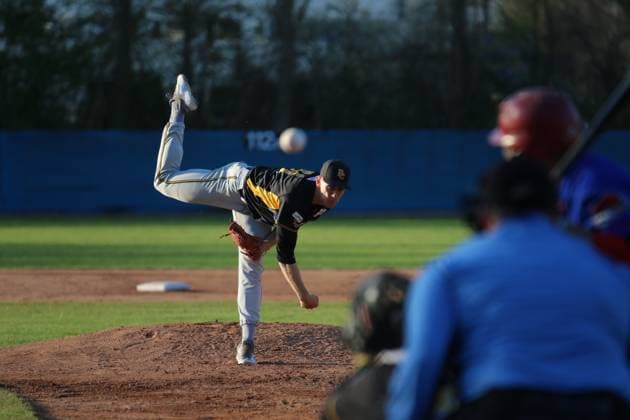 Baseball Bundesliga pitcher Niklas Rimmel from the Bonn Capitals in a game at the Hamburg Stealers