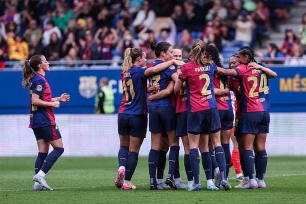 April 13, 2025, Sant Joan Despi, Barcelona, Spain: Patri Guijarro of FC Barcelona, Barca celebrates a goal with her teammates during the Spanish Women league, Liga F, football match played between FC Barcelona and Atletico de Madrid at Johan Cruyff Stadium on April 13, 2025 in Sant Joan Despi, Spain. Sant Joan Despi Spain - ZUMAa181 20250413_zaa_a181_021 Copyright: xJavierxBorregox