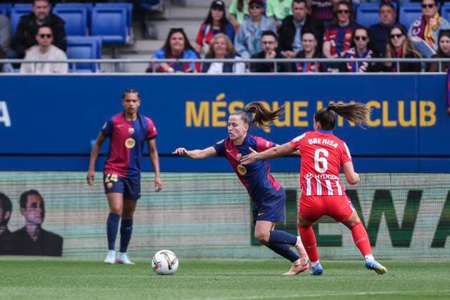 April 13, 2025, Sant Joan Despi, Barcelona, Spain: Claudia Pina of FC Barcelona, Barca <a<t< during the Spanish Women league, Liga F, football match played between FC Barcelona and Atletico de Madrid at Johan Cruyff Stadium on April 13, 2025 in Sant Joan Despi, Spain. Sant Joan Despi Spain - ZUMAa181 20250413_zaa_a181_034 Copyright: xJavierxBorregox