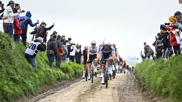 Cycling, Paris - Roubaix
