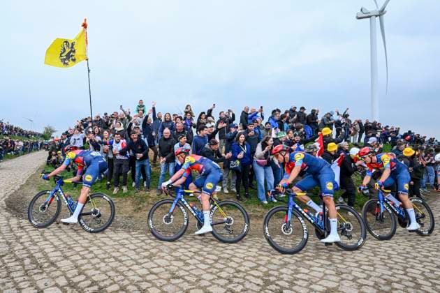 Paris Roubaix 2025 Cycling Race Roubaix, France - April 13 : Pedersen Mads (DEN) of Lidl - Trek and team mates in action during the 122nd edition of Paris Roubaix an UCI World Tour cycling race for Men Elite of 259,7 kms with start in Compiegne and finish at the Velodrome Andre-Petrieux in Roubaix on April 13, 2025 in Roubaix, France, 13 04 2025 ( Motordriver Kenny Verfaillie - Roubaix France  Copyright: xVincentxKalutx