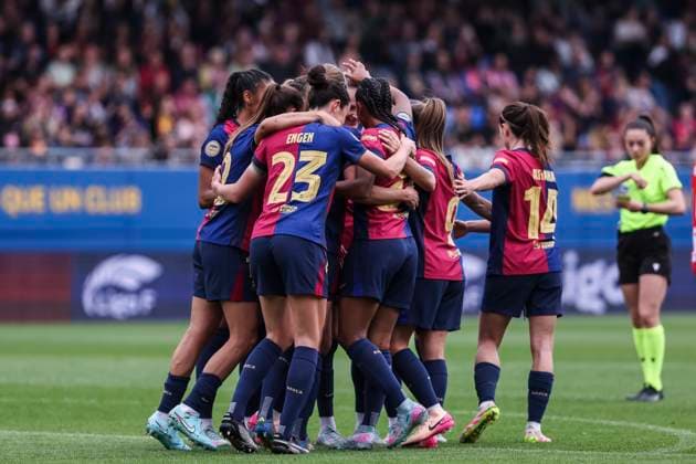 April 13, 2025, Sant Joan Despi, Barcelona, Spain: Esmee Brutgs of FC Barcelona, Barca celebrates a goal with her teammates during the Spanish Women league, Liga F, football match played between FC Barcelona and Atletico de Madrid at Johan Cruyff Stadium on April 13, 2025 in Sant Joan Despi, Spain. Sant Joan Despi Spain - ZUMAa181 20250413_zaa_a181_074 Copyright: xJavierxBorregox