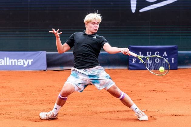 BMW Open Munich ATP 500 13 04 2025 Diego Dedura Palomero Germany in match against Alexander Bublik Kazakhstan BMW Open by Bitpanda Munich ATP 500 Day 2, Munich, MTTC Iphitos on 13 04 2025 Copyright: xBEAUTIFULxSPORTS Wunderlx