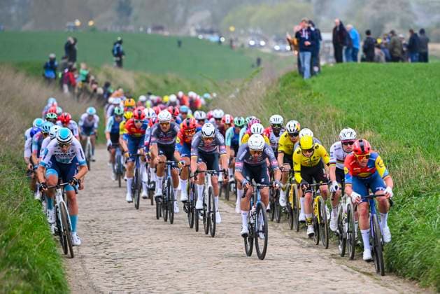 Paris Roubaix 2025 Cycling Race Roubaix, France - April 13 : Pogacar Tadej (SLO) of UAE Team Emirates - XRG, Girmay Biniam (ERI) of Intermarche - Wanty, Van Aert Wout (BEL) of Team Visma - Lease a Bike, Van Der Poel Mathieu (NED) of Alpecin - Deceuninck in action during the 122nd edition of Paris Roubaix an UCI World Tour cycling race for Men Elite of 259,7 kms with start in Compiegne and finish at the Velodrome Andre-Petrieux in Roubaix on April 13, 2025 in Roubaix, France, 13 04 2025 ( Motordriver Kenny Verfaillie - Roubaix France  Copyright: xVincentxKalutx