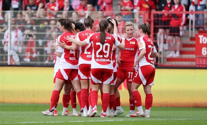 2 v r Dina Orschmann cheers after 1 0 joy emotion jubilation sport soccer soccer 2 Bundesliga women women season 2024 2025 13 04 2025 1 FC Union Berlin vs FC Ingolstadt FCI DFL regulations prohibit any use of photographs as image sequences and or quasi video