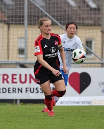 13 04 2025 Soccer Season 2024 2025 2 Women Soccer Bundesliga 21 Matchday 1 FC Nürnberg FCN Club Clubfrauen SC Sand Sportfoto Zink DaMa xdaxmax Luisa Guttenberger 4, 1 FC Nürnberg FCN