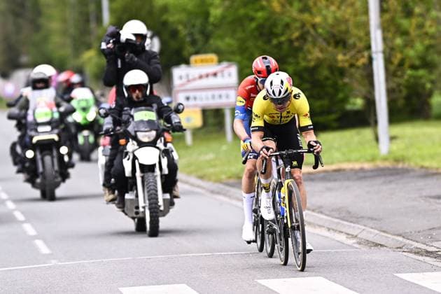 Belgian Wout van Aert of Team Visma-Lease a Bike pictured in action during the men elite race of the Paris-Roubaix one day cycling race, 259,2 km from Compiegne to Roubaix, France, on Sunday 13 April 2025. JASPERxJACOBS  x120715165x