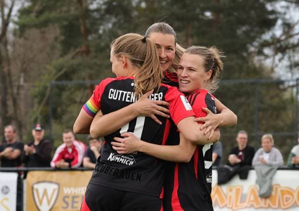 13 04 2025 Soccer Season 2024 2025 2 Women Soccer Bundesliga 21 Matchday 1 FC Nürnberg FCN Club Clubfrauen SC Sand Sportfoto Zink DaMa xdaxmax Jubel Freude Torjubel nach Tor zum 1 0 Luisa Guttenberger 4, 1 FC Nürnberg FCN Medina Desic 10, 1 FC Nürnberg FCN Nastassja Lein 24, 1 FC Nürnberg FCN jubelt freut Torschütze Luisa Guttenberger 4, 1 FC Nürnberg FCN