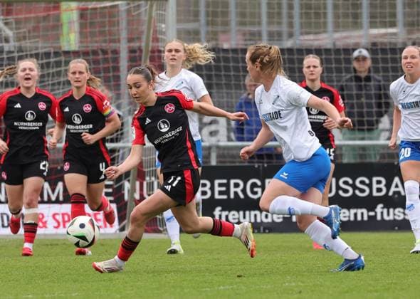 13 04 2025 Soccer Season 2024 2025 2 Women Soccer Bundesliga 21 Matchday 1 FC Nürnberg FCN Club Clubfrauen SC Sand Sportfoto Zink DaMa xdaxmax Lara Meroni 11, 1 FC Nürnberg FCN Alina Bantle 6, SC Sand