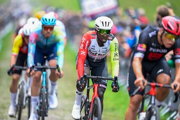 Paris Roubaix 2025 Cycling Race Roubaix, France - April 13 : Girmay Biniam (ERI) of Intermarche - Wanty in the Trouee d Arenberg during the 122nd edition of Paris Roubaix an UCI World Tour cycling race for Men Elite of 259,7 kms with start in Compiegne and finish at the Velodrome Andre-Petrieux in Roubaix on April 13, 2025 in Roubaix, France, 13 04 2025 ( Motordriver Kenny Verfaillie - Roubaix France  Copyright: xNicoxVereeckenx
