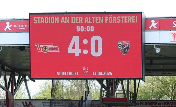 Scoreboard with final result 4 0 Sport Football Soccer 2 Bundesliga Women Women Season 2024 2025 13 04 2025 1 FC Union Berlin vs FC Ingolstadt FCI DFL regulations prohibit any use of photographs as image sequences and or quasi video