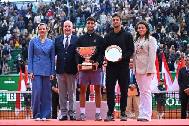 Prince Albert II And Charlene At Rolex Masters Final - Monaco (L to R) Princess Charlene of Monaco, Prince Albert II of Monaco, Carlos Alcaraz of Spain (1st place), Lorenzo Musetti of Italy (2nd place) and Melanie-Antoinette de Massy at the trophy presentation after the singles final during day eight of the Rolex Monte-Carlo Masters at Monte-Carlo Country Club on April 13, 2025 in Monte-Carlo, Monaco. Photo by Corinne Dubreuil ATP, Tennis Herren Tour ABACAPRESS.COM Monaco Monte-Carlo Monaco  Copyright: xDubreuilxCorinne ABACAx