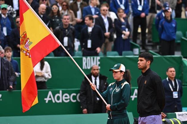 Carlos Alcaraz Wins Rolex Monte Carlo Tournament - Monaco Carlos Alcaraz (ESP) wins 1st place trophy during the Monte Carlo ATP, Tennis Herren Masters Series Tournament final tennis match at the Monte Carlo Country Club in Monte Carlo, Monaco on April 13, 2025. Photo by Corinne Dubreuil ATP Tour ABACAPRESS.COM Monaco Monte-Carlo Monaco  Copyright: xDubreuilxCorinne ABACAx