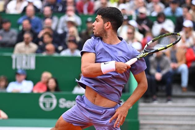 Carlos Alcaraz Wins Rolex Monte Carlo Tournament - Monaco Carlos Alcaraz (ESP) wins 1st place trophy during the Monte Carlo ATP, Tennis Herren Masters Series Tournament final tennis match at the Monte Carlo Country Club in Monte Carlo, Monaco on April 13, 2025. Photo by Corinne Dubreuil ATP Tour ABACAPRESS.COM Monaco Monte-Carlo Monaco  Copyright: xDubreuilxCorinne ABACAx
