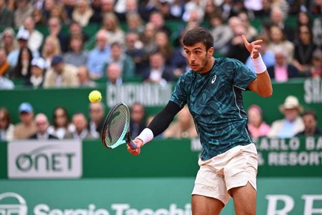 Carlos Alcaraz Wins Rolex Monte Carlo Tournament - Monaco Lorenzo Musetti (ITA) wins 2nd place trophy during the Monte Carlo ATP, Tennis Herren Masters Series Tournament final tennis match at the Monte Carlo Country Club in Monte Carlo, Monaco on April 13, 2025. Photo by Corinne Dubreuil ATP Tour ABACAPRESS.COM Monaco Monte-Carlo Monaco  Copyright: xDubreuilxCorinne ABACAx