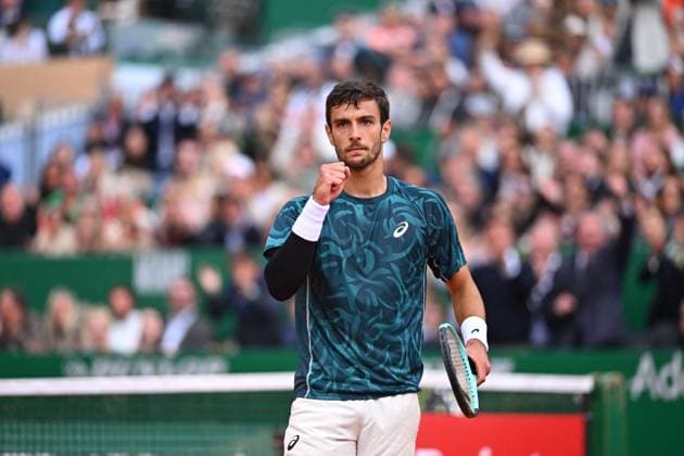 Carlos Alcaraz Wins Rolex Monte Carlo Tournament - Monaco Lorenzo Musetti (ITA) wins 2nd place trophy during the Monte Carlo ATP, Tennis Herren Masters Series Tournament final tennis match at the Monte Carlo Country Club in Monte Carlo, Monaco on April 13, 2025. Photo by Corinne Dubreuil ATP Tour ABACAPRESS.COM Monaco Monte-Carlo Monaco  Copyright: xDubreuilxCorinne ABACAx