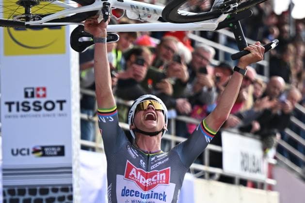 Paris Roubaix 2025 Cycling Race Roubaix, France - April 13 : Van Der Poel Mathieu (NED) of Alpecin - Deceuninck celebrating his victory during the 122nd edition of Paris Roubaix an UCI World Tour cycling race for Men Elite of 259,7 kms with start in Compiegne and finish at the Velodrome Andre-Petrieux in Roubaix on April 13, 2025 in Roubaix, France, 13 04 2025 ( Motordriver Kenny Verfaillie - Roubaix France  Copyright: xVincentxKalutx
