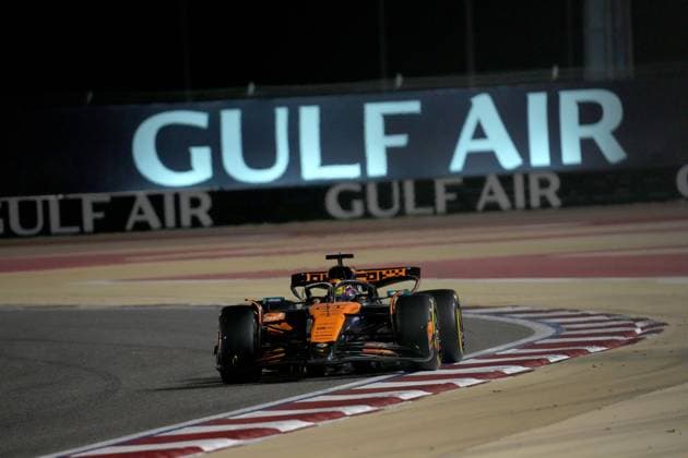 13 04 2025, Bahrain International Circuit, Sakhir, Formula 1 Gulf Air Bahrain Grand Prix 2025 ,in the picture Oscar Piastri AUS , McLaren F1 Team Photo by Hasan Bratic DeFodi Images
