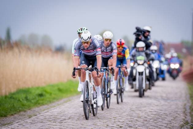 Slovenian Tadej Pogacar of UAE Team Emirates and Dutch Mathieu van der Poel of Alpecin-Deceuninck pictured in action during the men elite race of the Paris-Roubaix one day cycling race, 259,2 km from Compiegne to Roubaix, France, on Sunday 13 April 2025. JASPERxJACOBS  x120734099x