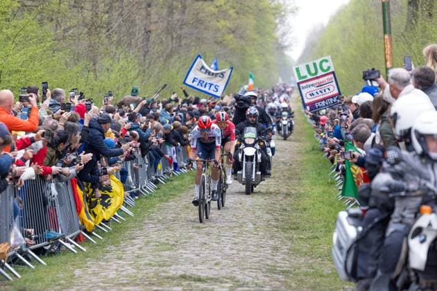 PARIS ROUBAIX 2025 PHOTOPQR VOIX DU NORD PASCAL BONNIERE ; 13 04 2025 ; QUIEVY 13.04.2025 - cyclisme - course cycliste Paris Roubaix Hommes 122 eme edition , secteur pave Quievy a Saint Python . Photo Pascal Bonniere La voix Du Nord Paris-Roubaix race northern France on April 13, 2025. HAUTS DE FRANCE France  Copyright: xPHOTOPQR VOIXxDUxNORD MAXPPPxPASCALxBONNIEREx 20250413VDN2460 20250413VDN2460