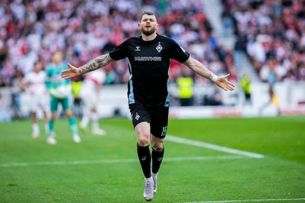 13 04 2025 Soccer, 2024 2025, 1 Bundesliga, Matchday 29, VfB Stuttgart SV Werder Bremen Oliver Burke Bremen cheers after his goal for 1 2 DFL REGULATIONS PROHIBIT ANY USE OF PHOTOGRAPHS AS IMAGE SEQUENCES AND OR QUASI VIDEO Stuttgart Baden Württemberg Germany MHP Arena