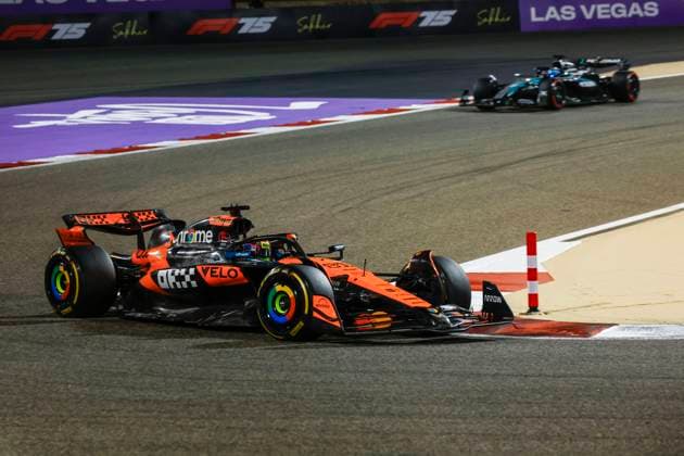 Manama, Bahrain FIA F1 GP of Bahrain, No 81 Oscar Piastri AUS , McLaren MCL39, Mercedes Manama Bahrain