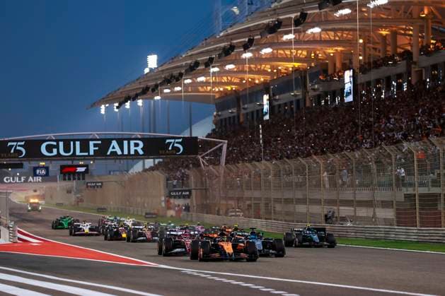 Manama, Bahrain FIA F1 GP of Bahrain, No 81 Oscar Piastri AUS , McLaren MCL39, Mercedes Manama Bahrain