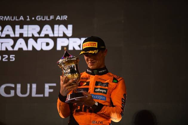 F1 Grand Prix of Bahrain Lando Norris of the McLaren F1 Team celebrates on the podium during the race of the Bahrain GP, the 4th round of the Formula 1 World Championship, WM, Weltmeisterschaft at the Bahrain International Circuit in Sakhir, Bahrain, on April 13, 2025. Sakhir Bahrain  Copyright: xAndreaxDiodatox originalFilename:diodato-f1bahrai250413_npqtS.jpg