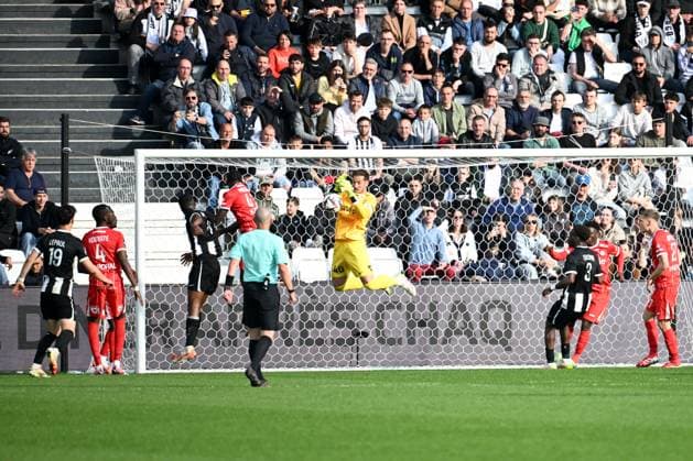 Angers SCO v Montpellier Herault SC - Ligue 1 McDonald s 2024 2025 40 Benjamin LECOMTE (mhsc) during the Ligue 1 McDonald s match between Angers and Montpellier at Stade Raymond Kopa on April 13, 2025 in Angers, France. Angers France  Copyright: xFEPx 776306824