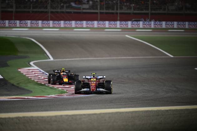 F1 Grand Prix of Bahrain Lewis Hamilton of Scuderia Ferrari competes during the race of the Bahrain GP, the 4th round of the Formula 1 World Championship, WM, Weltmeisterschaft at the Bahrain International Circuit in Sakhir, Bahrain, on April 13, 2025. Sakhir Bahrain  Copyright: xAndreaxDiodatox originalFilename:diodato-f1bahrai250413_npG9K.jpg