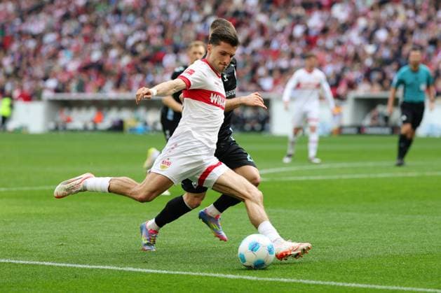 13 04 2025, Germany, Stuttgart, Soccer Bundesliga, Season 2024 2025, VfB Stuttgart, vs SV Werder Bremen, Leonidas Stergiou VfB According to the regulations of the DFL Deutsche Fußball Liga, it is prohibited to use or have used photographs taken in the stadium and or of the match in the form of sequential images and or video-like photo series