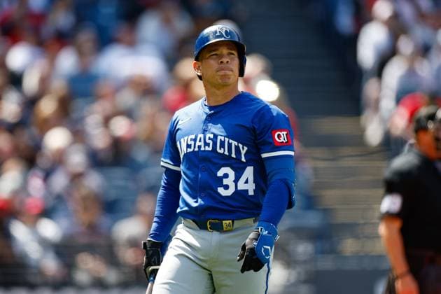 MLB, Baseball Herren, USA 2025: Royals Vs Guardians APR 13 April 13, 2025: Kansas City Royals catcher Freddy Fermin (34) looks on after striking out in the second inning during the MLB baseball game between the Kansas City Royals and Cleveland Guardians at Progressive Field in Cleveland, Ohio. Brian Fisher CSM (Credit Image: Â Brian Fisher Cal Media) Cleveland Ohio United States of America EDITORIAL USE ONLY Copyright: xx ZUMA-20250413_zma_c04_030.jpg BrianxFisherx csmphotothree375585