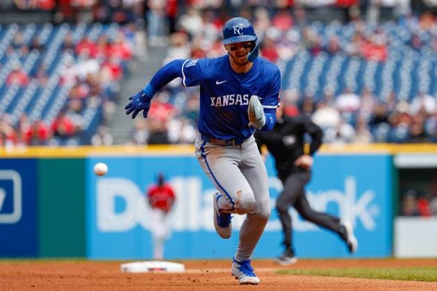 MLB, Baseball Herren, USA 2025: Royals Vs Guardians APR 13 April 13, 2025: Kansas City Royals first base Vinnie Pasquantino (9) runs towards third base during the MLB baseball game between the Kansas City Royals and Cleveland Guardians at Progressive Field in Cleveland, Ohio. Brian Fisher CSM (Credit Image: Â Brian Fisher Cal Media) Cleveland Ohio United States of America EDITORIAL USE ONLY Copyright: xx ZUMA-20250413_zma_c04_036.jpg BrianxFisherx csmphotothree375598