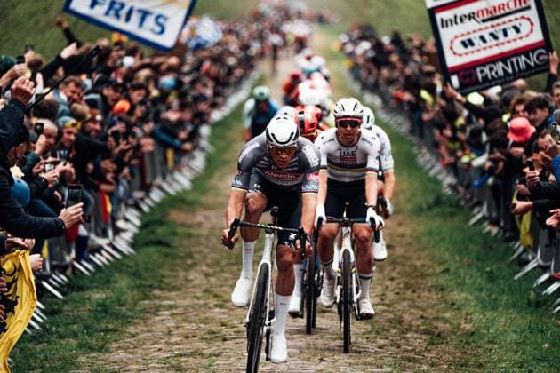 2025 Paris Roubaix Picture by Zac Williams SWpix.com - 13 04 2025 - Cycling - 2025 Paris Roubaix, France - Mathieu Van Der Poel, Alpecin Deceuninick. Copyright: x xSWpix.comx(t axPhotographyxHubxLtd)xZacxWilliams SWpix.comx SWP-2645