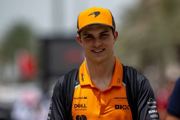 SAKHIR, BAHRAIN: Oscar Piastri, racing for the McLaren F1 team during the 2025 Formula 1 Bahrain Grand Prix at the Bahrain International Circuit in Sakhir, Bahrain