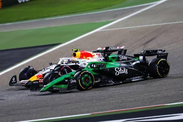 F1 - BAHRAIN GRAND PRIX 2025 27 HULKENBERG Nico (ger), Stake F1 Team Kick C45, action and 30 LAWSON Liam (nzl), Visa Cash App RB F1 Team VCARB02 during the Formula 1 Gulf Bahrain Grand Prix 2025, 4th round of the 2025 FIA Formula One World Championship, WM, Weltmeisterschaft from April 11 to 13, 2025 on the Bahrain International Circuit, in Sakhir, Bahrain - SakhirBahrain  Copyright: xEricxAlonsox