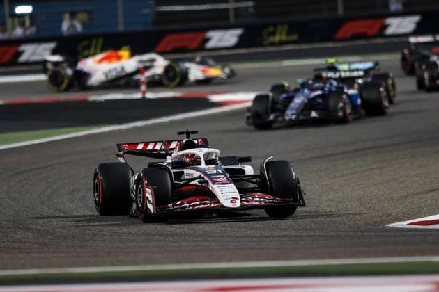 F1 - BAHRAIN GRAND PRIX 2025 31 OCON Esteban (fra), Haas F1 Team VF-25 Ferrari, action during the Formula 1 Gulf Bahrain Grand Prix 2025, 4th round of the 2025 FIA Formula One World Championship, WM, Weltmeisterschaft from April 11 to 13, 2025 on the Bahrain International Circuit, in Sakhir, Bahrain - SakhirBahrain  Copyright: xXavixBonillax