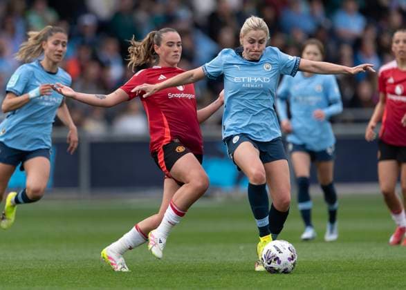 Manchester City v Manchester United, ManU - The Adobe Women s FA Cup Semi Final MANCHESTER, ENGLAND - APRIL 13: Laura Coombs of Manchester City and Grace Clinton of Manchester United in action during The Adobe Women s FA Cup Semi Final match between Manchester City and Manchester United at Joie Stadium on April 13, 2025 in Manchester, England. Laura Coombs; Grace Clinton Manchester Joie Stadium England United Kingdom Copyright: xVisionhausx 776303735